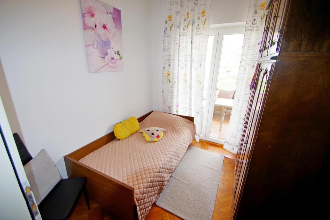 Apartment Suzi Valdebek بولا المظهر الخارجي الصورة