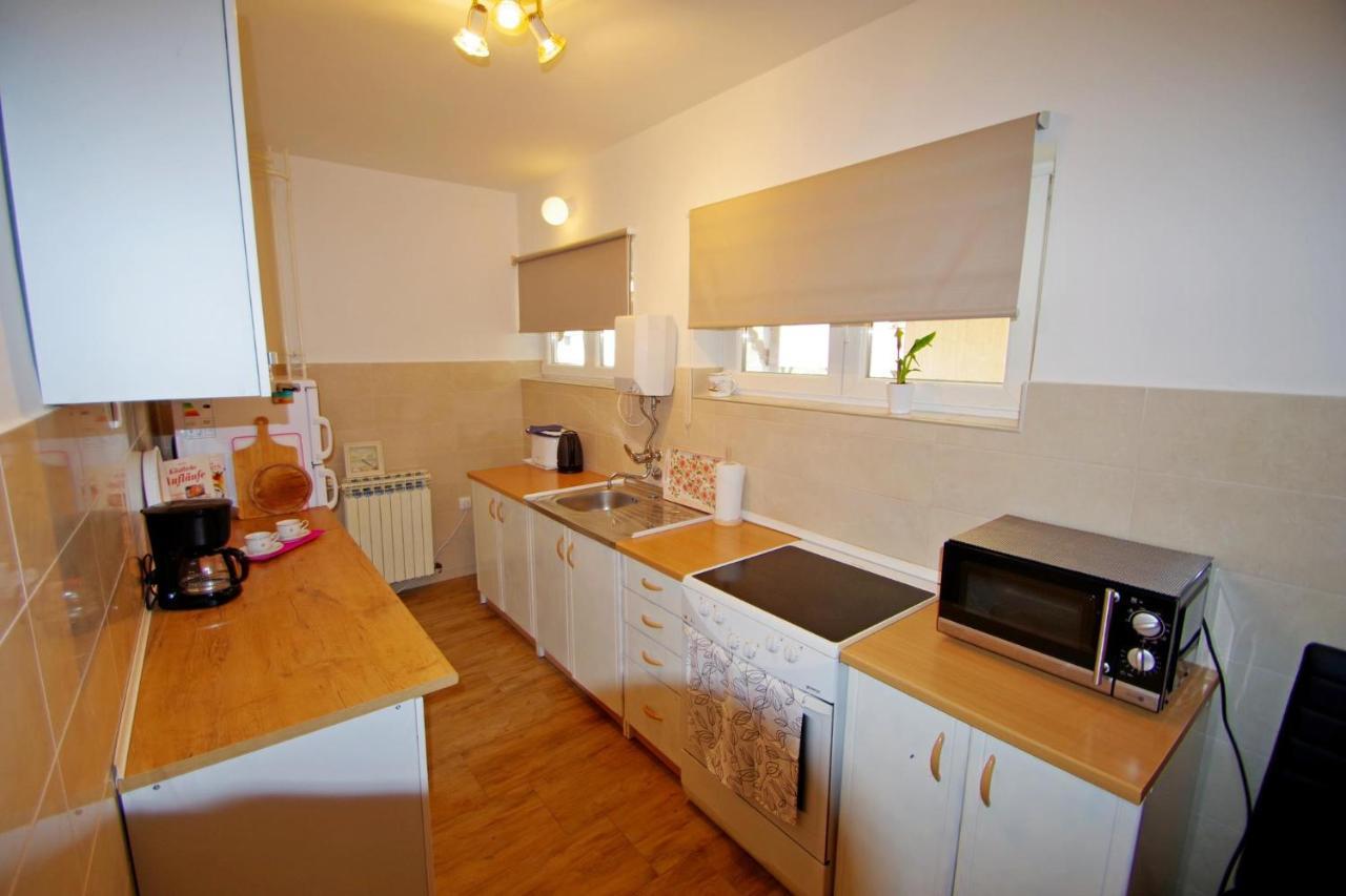 Apartment Suzi Valdebek بولا المظهر الخارجي الصورة
