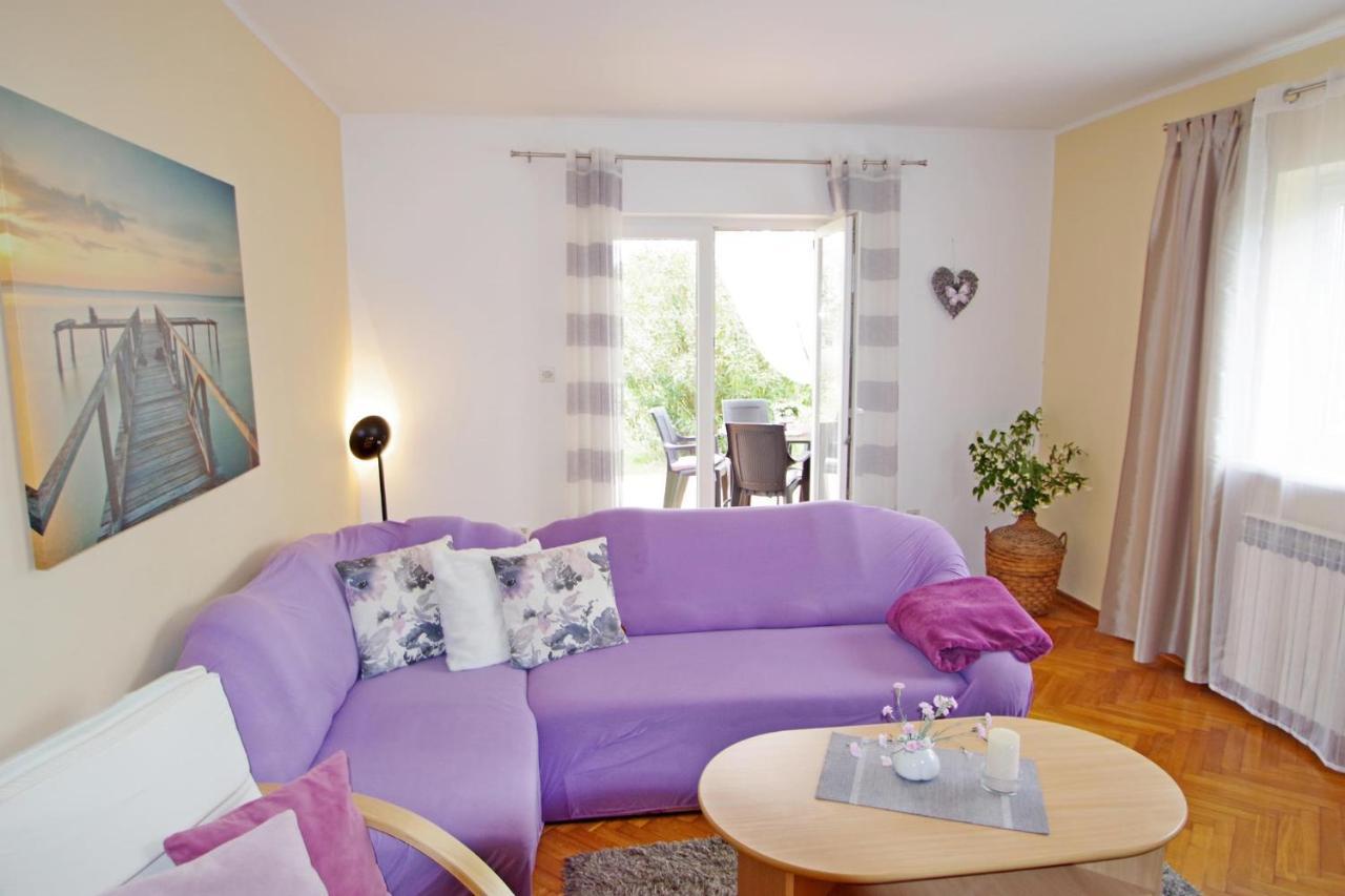 Apartment Suzi Valdebek بولا المظهر الخارجي الصورة