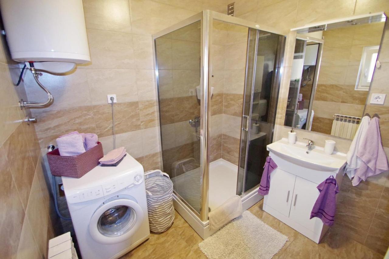 Apartment Suzi Valdebek بولا المظهر الخارجي الصورة