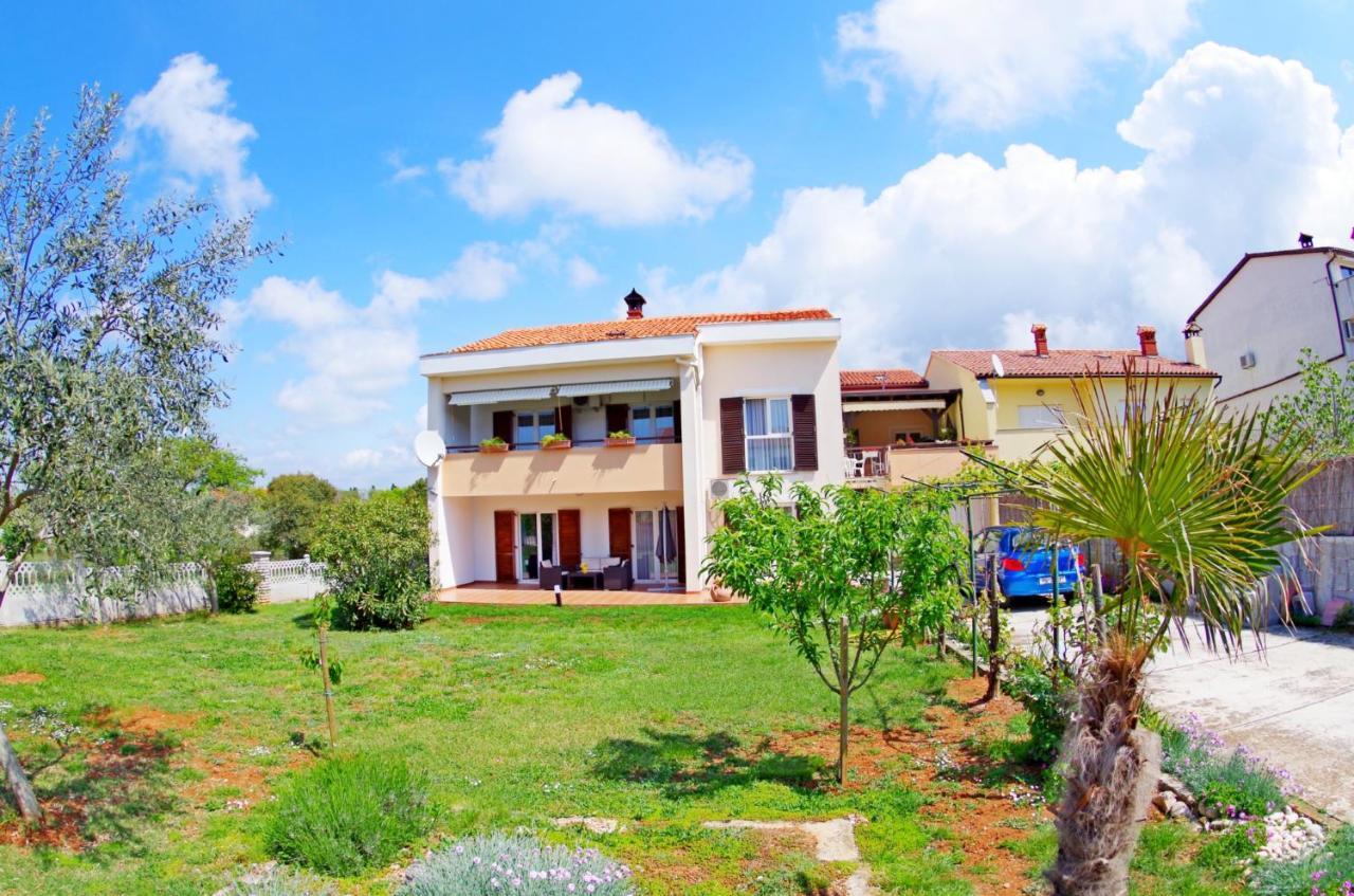Apartment Suzi Valdebek بولا المظهر الخارجي الصورة
